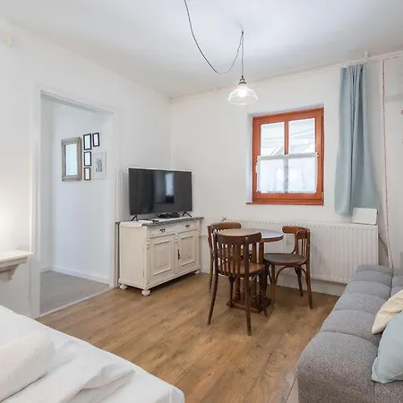 Kekmadaras Vendeghaz Penzion 4*