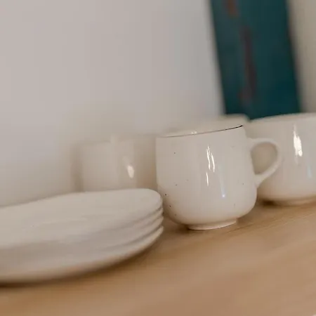 Kekmadaras Vendeghaz Tihany