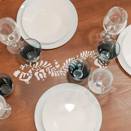 Kekmadaras Vendeghaz Penzion