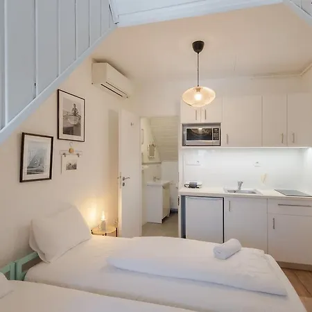 Kekmadaras Vendeghaz Penzion Tihany