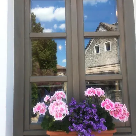 Kekmadaras Vendeghaz Penzion 4*