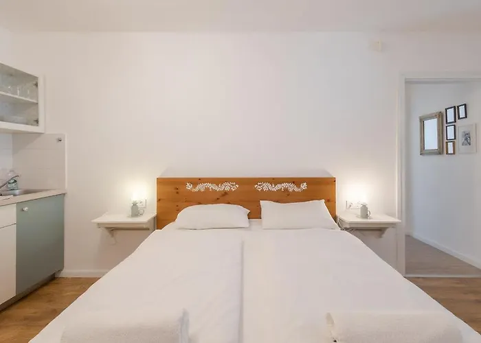 Gasthof Kekmadaras Vendeghaz Tihany