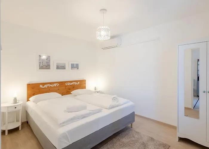 Kekmadaras Vendeghaz Pensjonat 4*