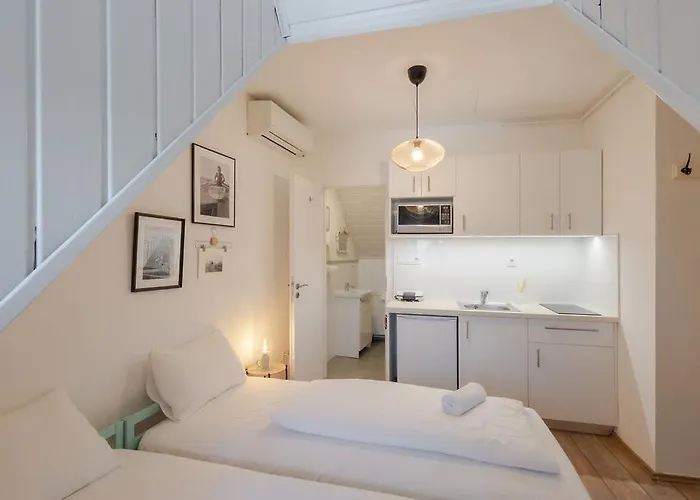 Kekmadaras Vendeghaz Gasthof Tihany