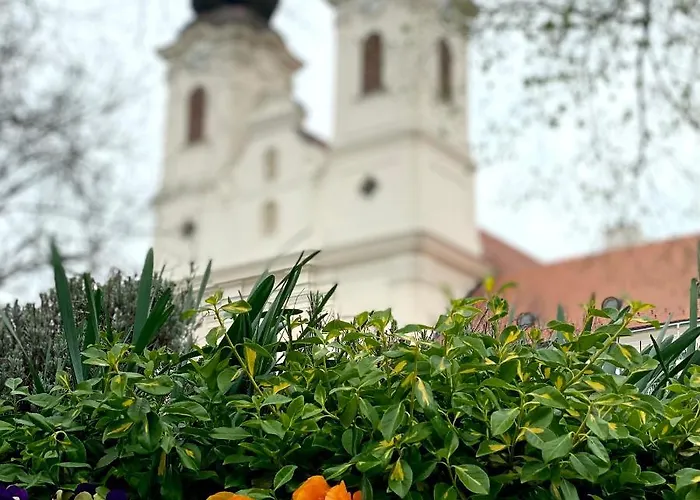 Kekmadaras Vendeghaz Pensjonat Tihany